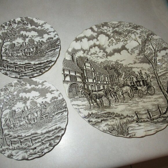 Royal Mail Ironstone Staffordshire 1 10" Plate and 2 Dessert Plates Brown Cream - Picture 1 of 5